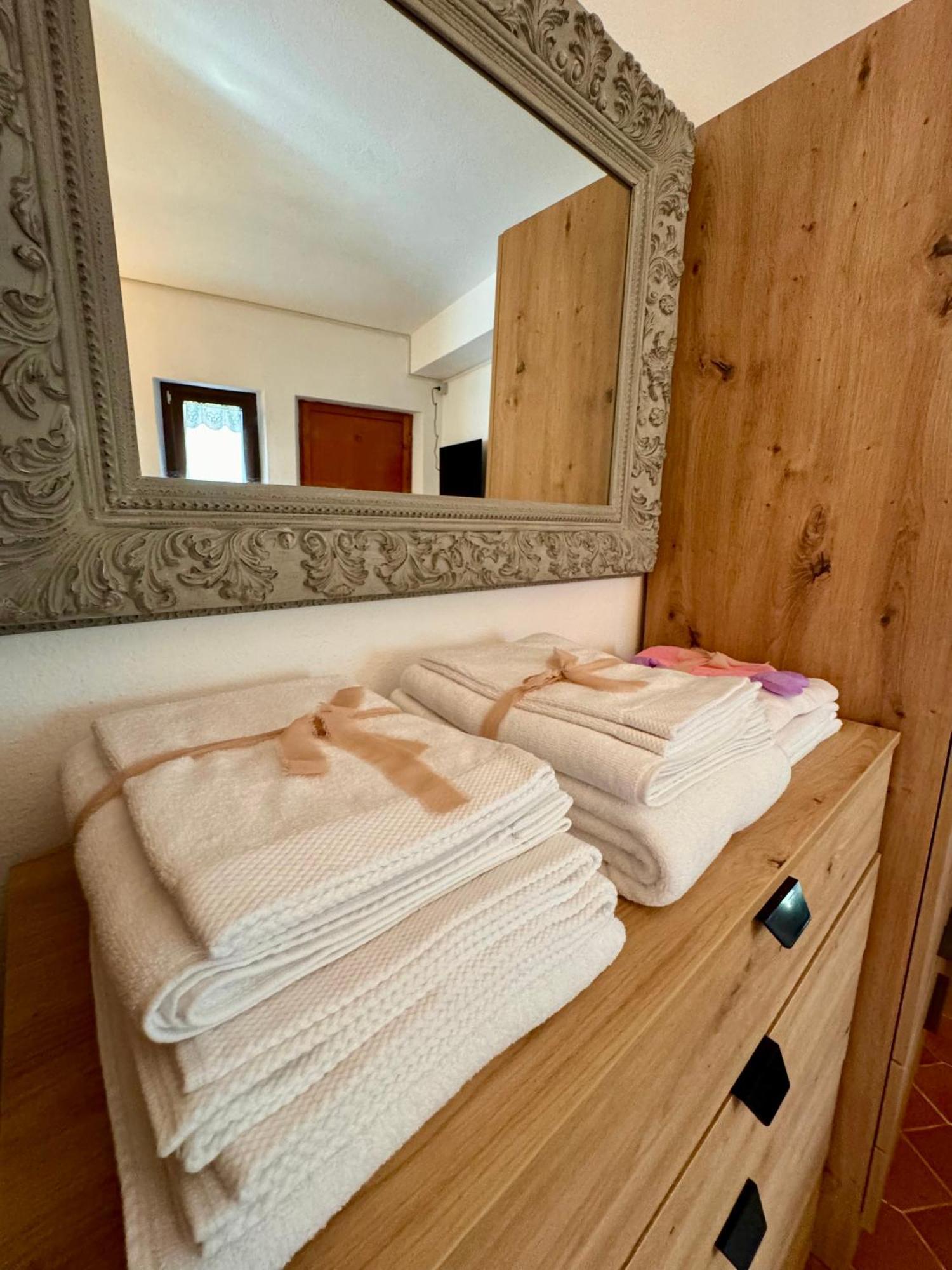 Villa Drago Chalet Oltre il Colle Exteriör bild