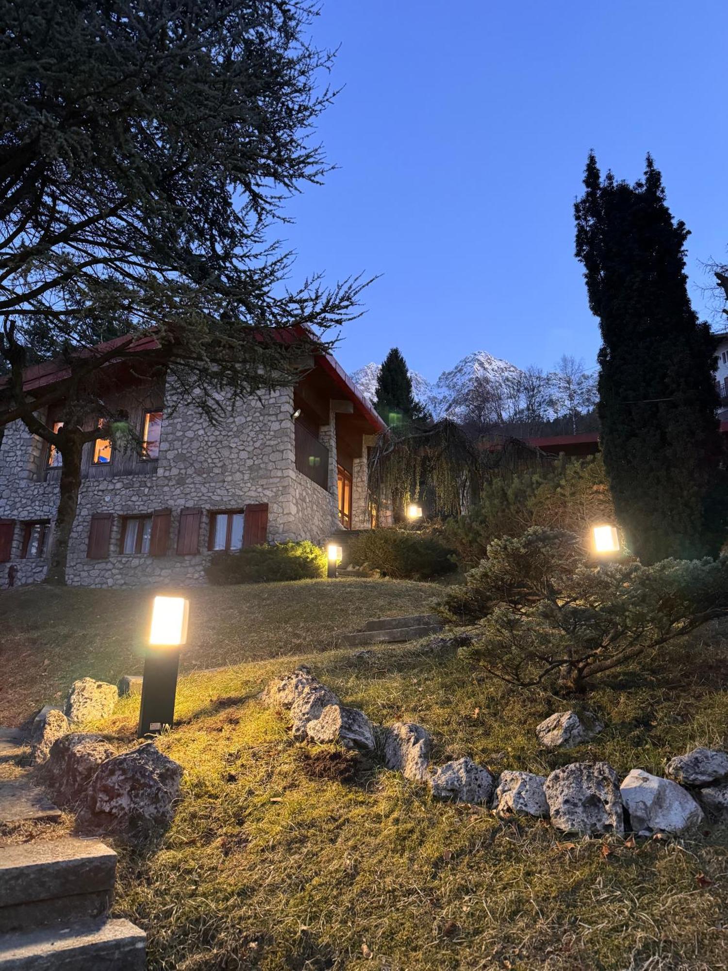 Villa Drago Chalet Oltre il Colle Exteriör bild