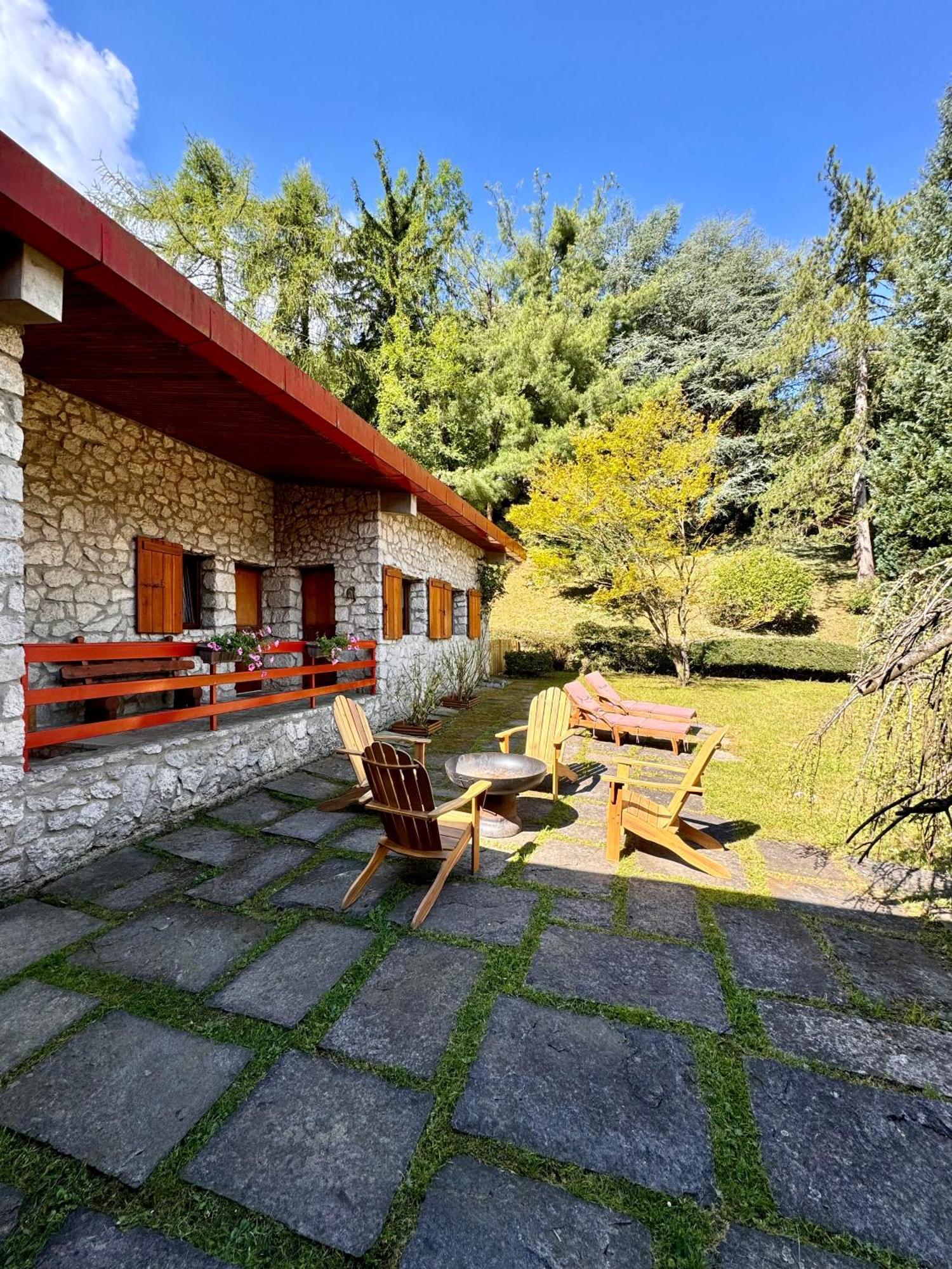 Villa Drago Chalet Oltre il Colle Exteriör bild